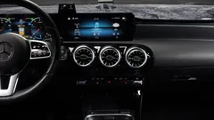 2023 Mercedes-Benz A-Class A220 Hatchback, белый — фото 12
