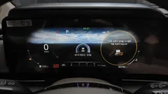 2023 Kia Canival 7-Seater Signature, белый — фото 8