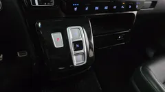2022 Hyundai Staria 4WD Lounge 9-Seater — фото 9