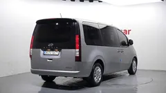 2022 Hyundai Staria Cargo 5-Seater — фото 2