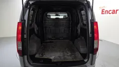 2022 Hyundai Staria Cargo 5-Seater — фото 20