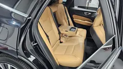 2022 Volvo XC60 B6 Inscirtion, чёрный — фото 15