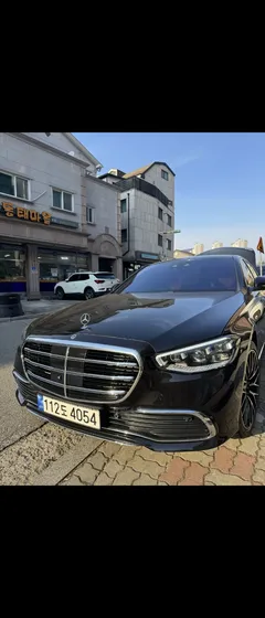 2022 Mercedes-Benz S-Class S580L 4MATIC, чёрный — фото 1