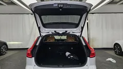 2022 Volvo V60 B5 Pro AWD — фото 20