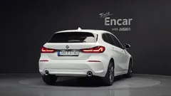 2022 BMW 1-Series 120i Advantage — фото 4