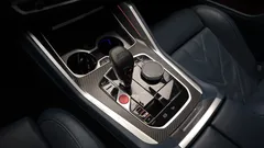 2023 BMW XM 4.4, белый — фото 9