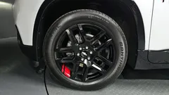 2021 ChevroletGMDaewoo Traverse 3.6 AWD Redline, белый — фото 5