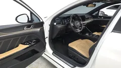2023 Kia K5 1.6 Turbo, белый — фото 10