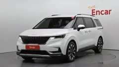 2023 Kia Carnival Diesel 9-Seater Prestige — фото 1