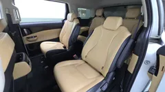 2023 Kia Carnival Diesel 9-Seater Prestige — фото 16