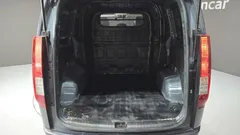 2022 Hyundai Staria Cargo 5-Seater — фото 20