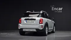 2021 Mini Countryman ALL4, серебристый — фото 4