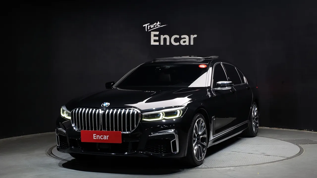 2022 BMW 7-Series 740Li xDrive M Sport Package
