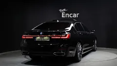 2022 BMW 7-Series 740Li xDrive M Sport Package — фото 2