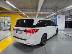 2022 Honda Odyssey 3.5, белый — фото 2