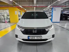 2022 Honda Odyssey 3.5, белый — фото 3