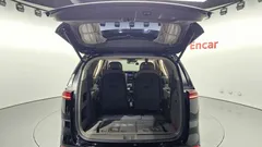 2022 Kia Carnival Gasoline 7-Seater Hi-Limousine — фото 17