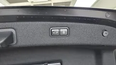 2021 Genesis G90 3.3 T AWD, чёрный — фото 18