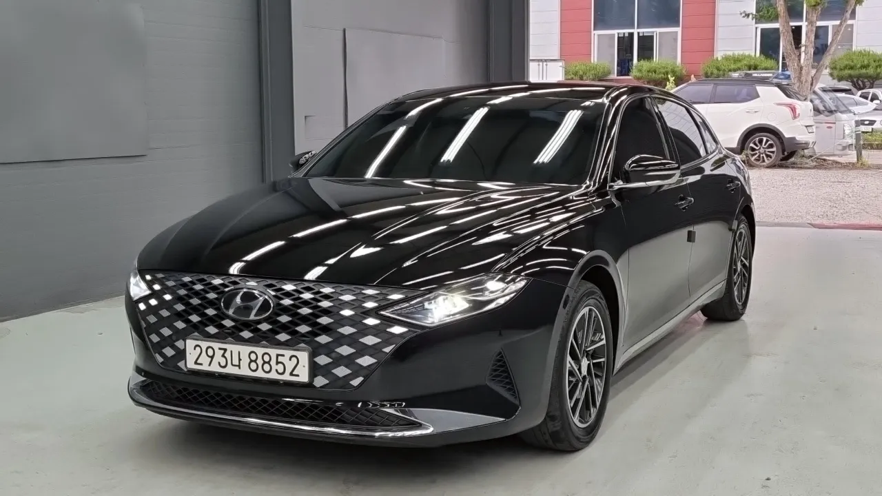 2023 Hyundai Grandeur 3.0 LPi Rent Car