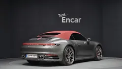 2022 Porsche 911 Carrera 4S Cabriolet, серый — фото 2