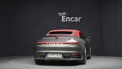 2022 Porsche 911 Carrera 4S Cabriolet, серый — фото 4