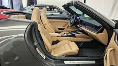 2022 Porsche 911 Carrera 4S Cabriolet, серый — фото 15