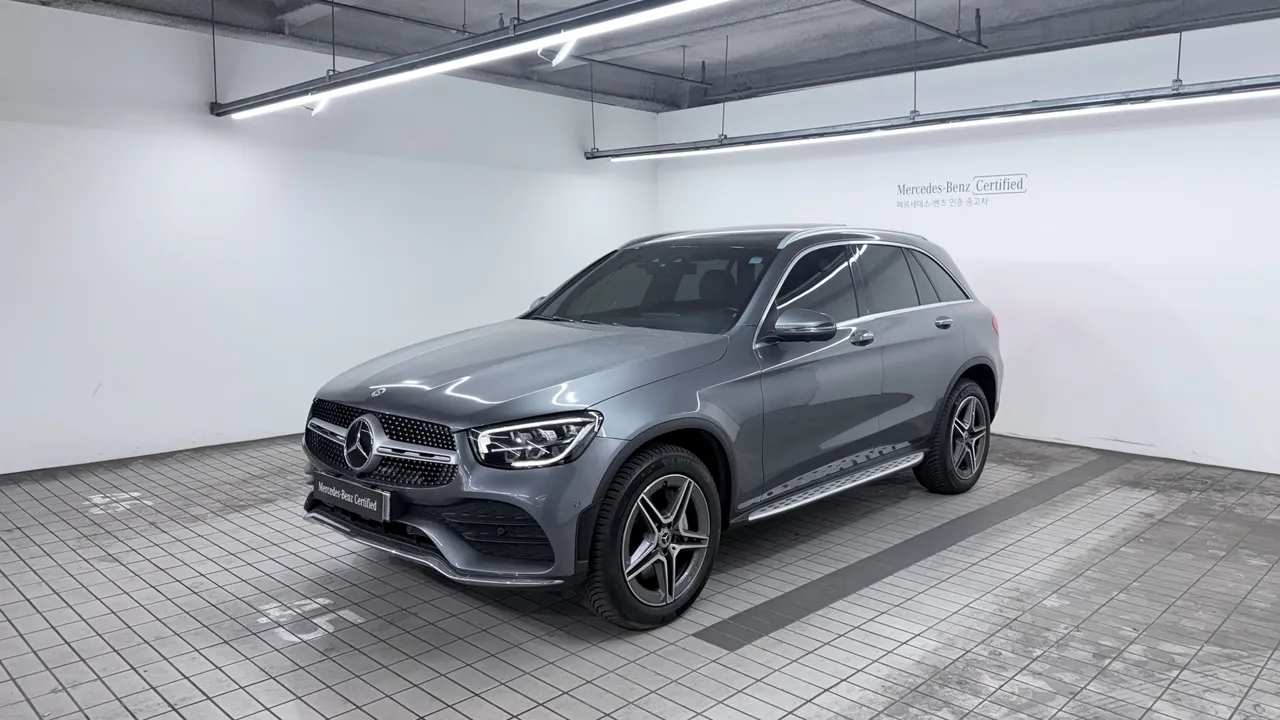 2022 Mercedes-Benz GLC-Class GLC300e 4MATIC