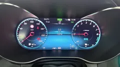 2022 Mercedes-Benz GLC-Class GLC300e 4MATIC — фото 8
