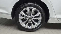 2022 Volkswagen Passat 2.0 TDI Premium — фото 5