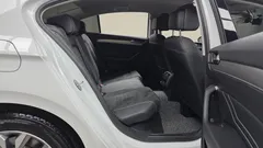 2022 Volkswagen Passat 2.0 TDI Premium — фото 11