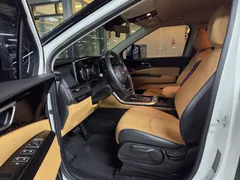 2023 Kia Carnival Diesel 11-Seater Prestige — фото 8