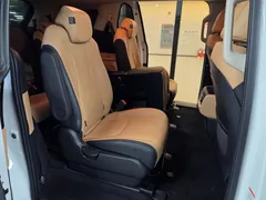 2023 Kia Carnival Diesel 11-Seater Prestige — фото 9