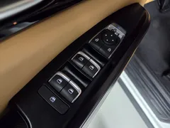 2023 Kia Carnival Diesel 11-Seater Prestige — фото 15