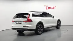 2023 Volvo V60 B5 Ultimate AWD, белый — фото 2