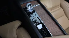 2023 Volvo V60 B5 Ultimate AWD, белый — фото 9