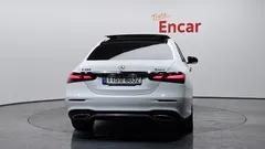 2022 Mercedes-Benz E-Class E350 4MATIC AMG Line — фото 4