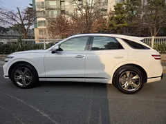 2022 Genesis GV70 2.5T Gasoline 2WD — фото 2