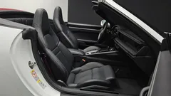2021 Porsche 911 Carrera 4S Cabriolet, белый — фото 10