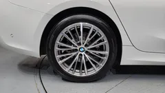 2022 BMW 3-Series 320d Touring Luxury — фото 5