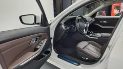 2022 BMW 3-Series 320d Touring Luxury — фото 10