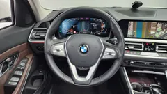 2022 BMW 3-Series 320d Touring Luxury — фото 13