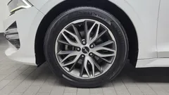 2022 Kia K5 2.0, белый — фото 5