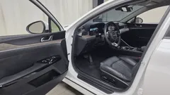 2022 Kia K5 2.0, белый — фото 10