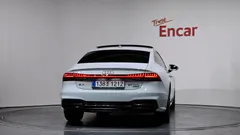 2021 Audi A7 55 TFSI Quattro Premium, белый — фото 4