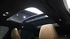2021 Volvo XC40 B4 Inscription, белый — фото 15