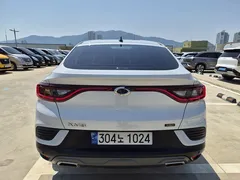 2023 Renault Samsung XM3 1.6 E-TECH Inspire — фото 3
