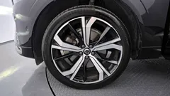 2022 Volvo XC60 B6 R-Design, чёрный — фото 5