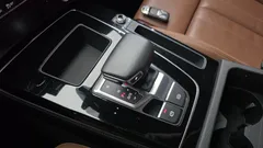 2021 Audi Q5 45 TFSI Quattro Premium, белый — фото 9