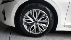 2023 Kia K5 Prestige, белый — фото 5