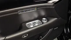 2022 Genesis G90 Gasoline 3.5 Turbo AWD — фото 18